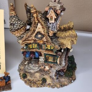 Boyds Bears Bearly Made Village *Mr. Pennypinchers Collectible Shoppe *Orig Box